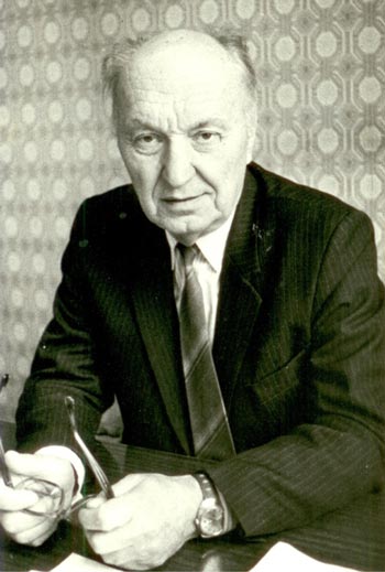 1994 год. Мульчин В.В.- начальник ТПЦ №1 1994 год. Мульчин В.В.- начальник ТПЦ №1